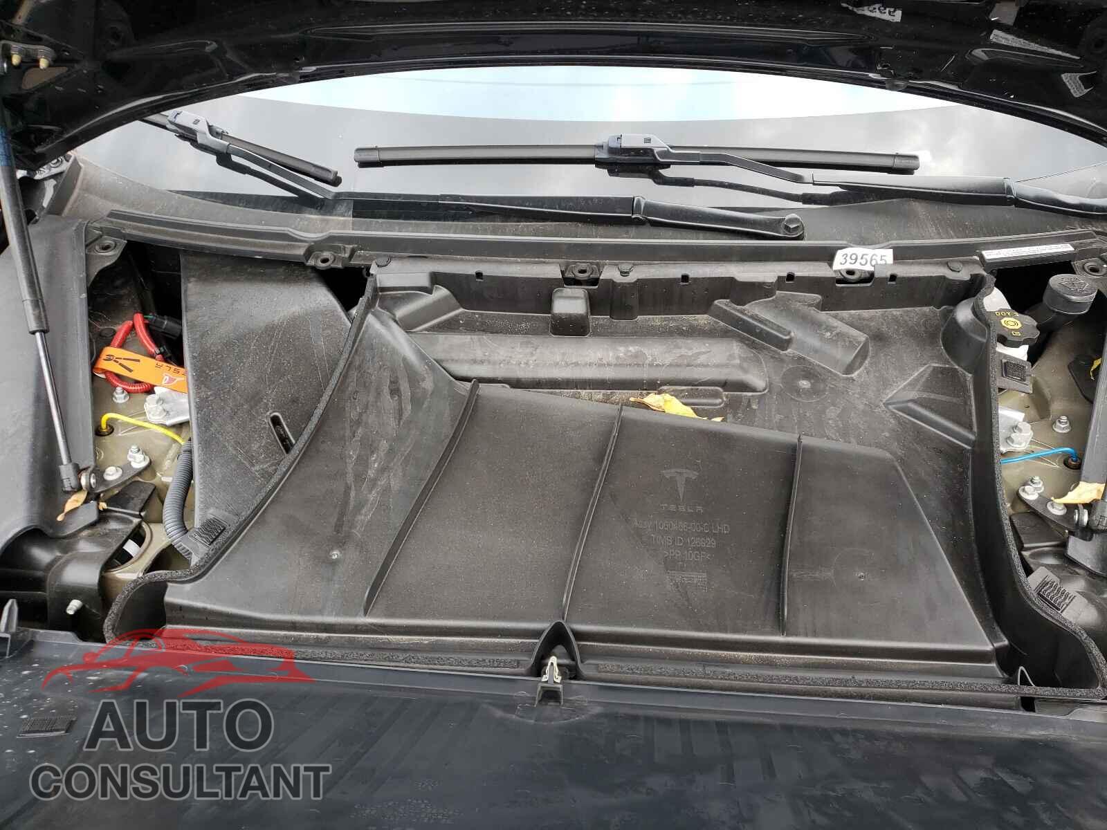 TESLA MODEL S 2020 - 5YJSA1E28LF413344