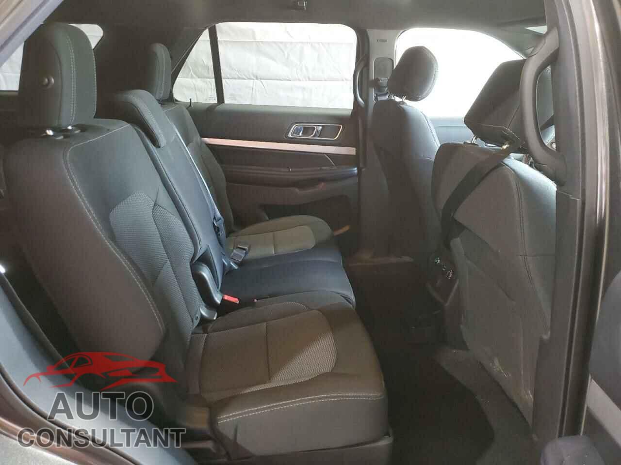 FORD EXPLORER 2017 - 1FM5K8D80HGC28139