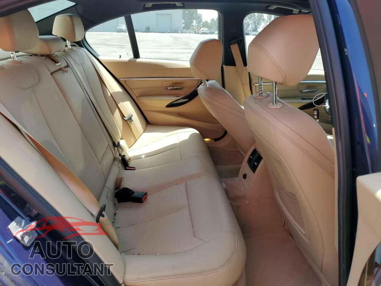 BMW 3 SERIES 2016 - WBA8E9G54GNT85695