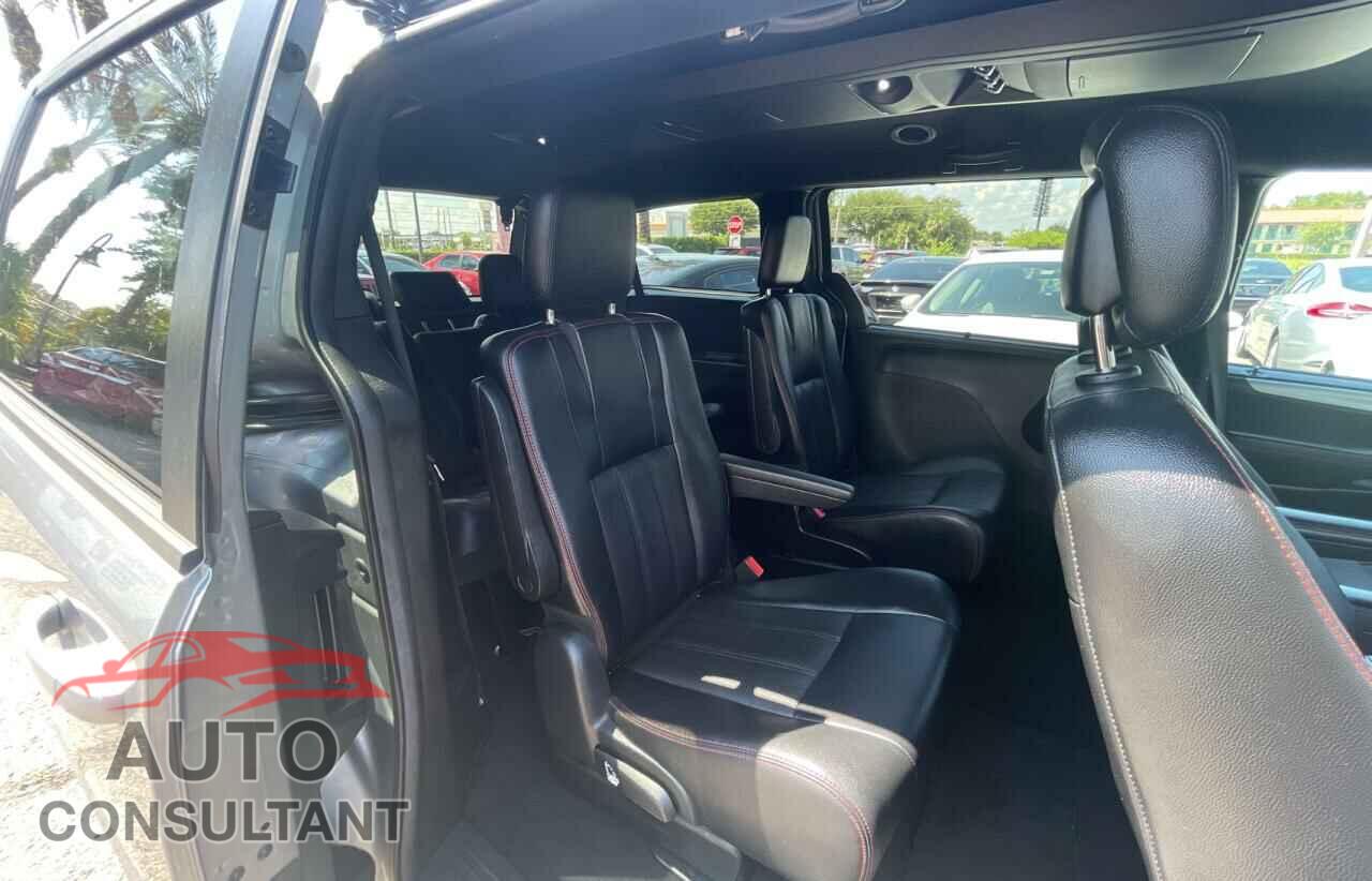DODGE CARAVAN 2019 - 2C4RDGEG5KR692811