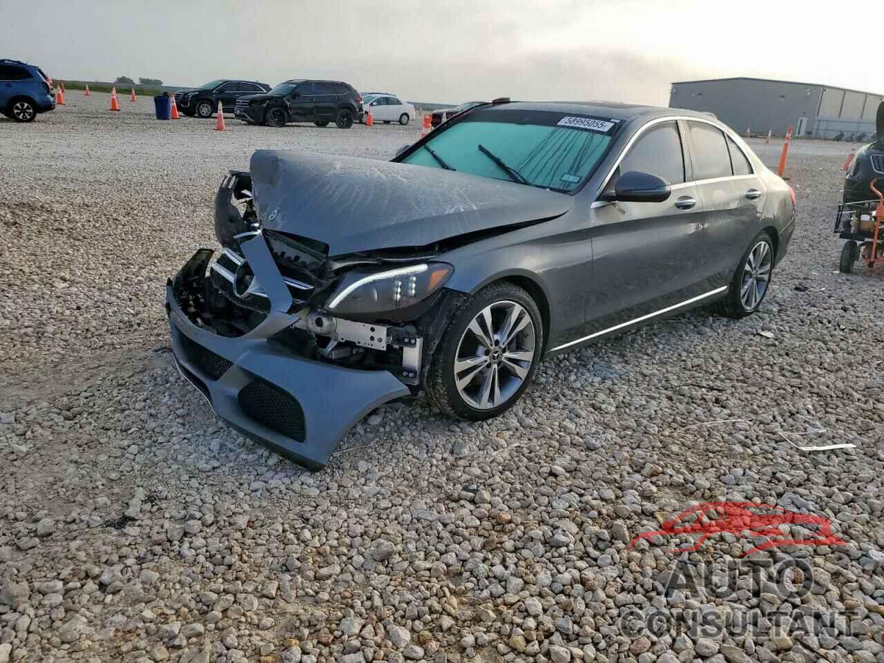 MERCEDES-BENZ C-CLASS 2018 - 55SWF4JB7JU263457