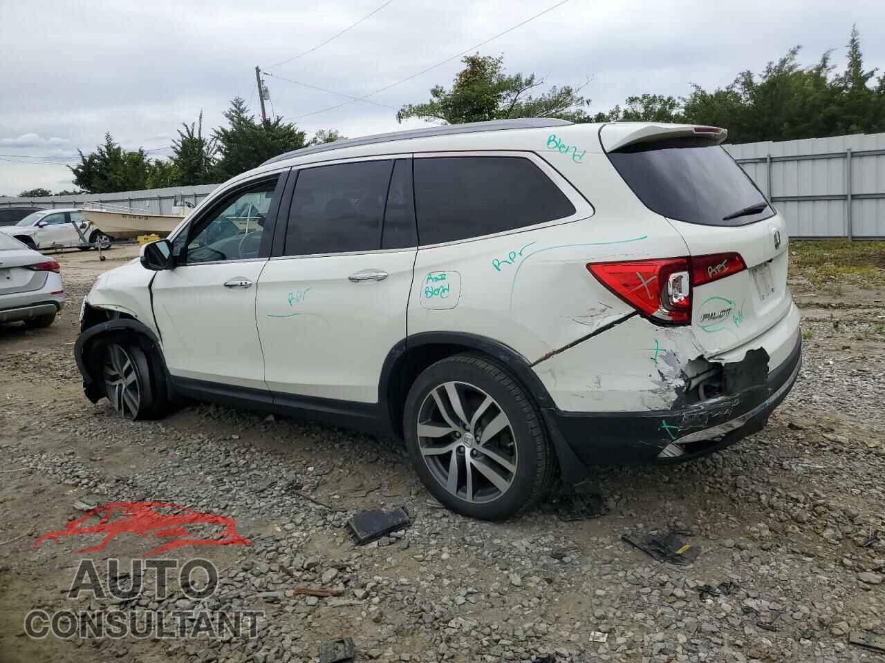 HONDA PILOT 2016 - 5FNYF6H96GB109985