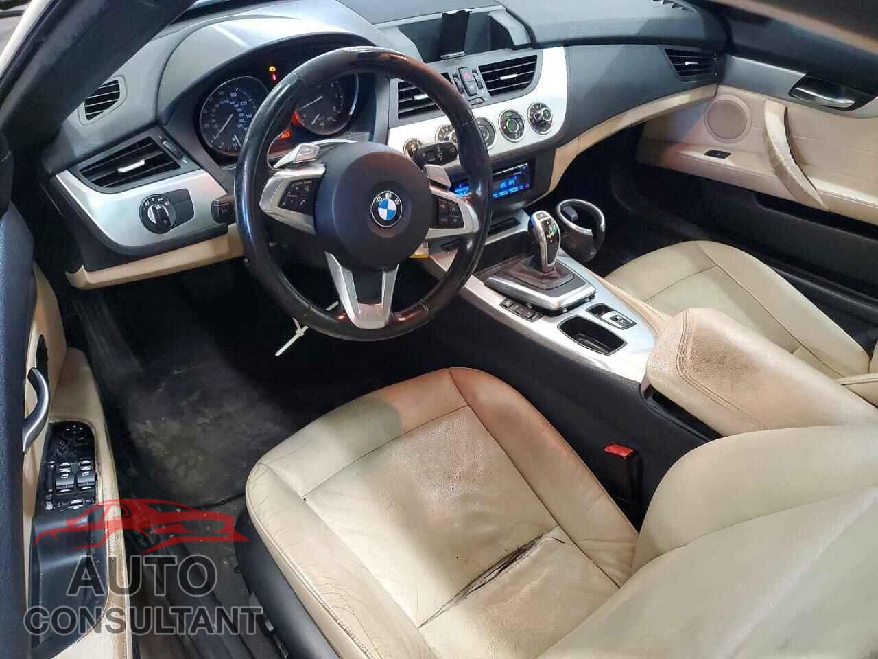 BMW Z4 2011 - WBALM7C53BE382836