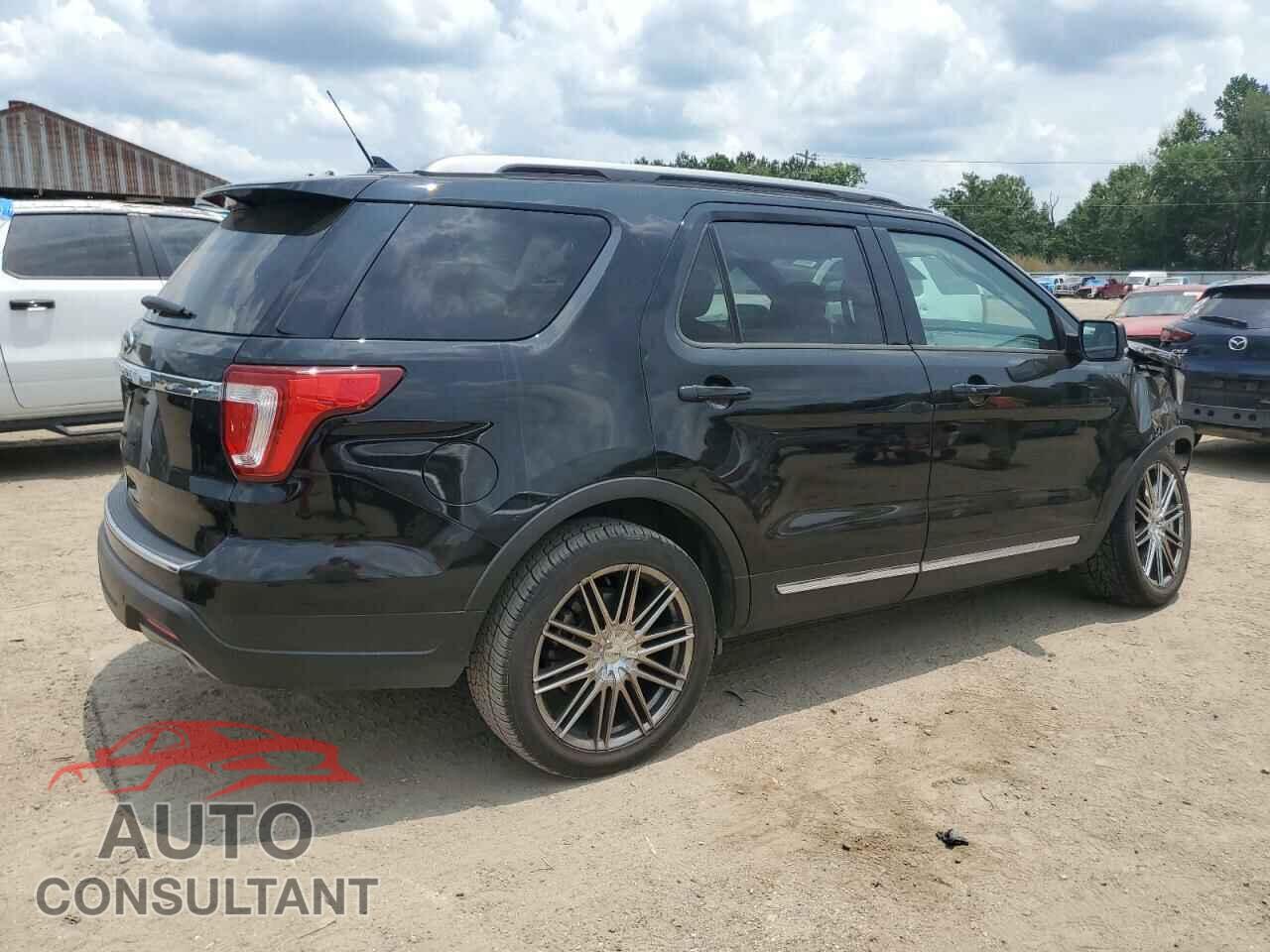 FORD EXPLORER 2018 - 1FM5K7D80JGA23680