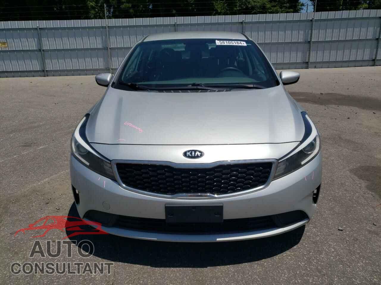 KIA FORTE 2017 - 3KPFK4A72HE108842