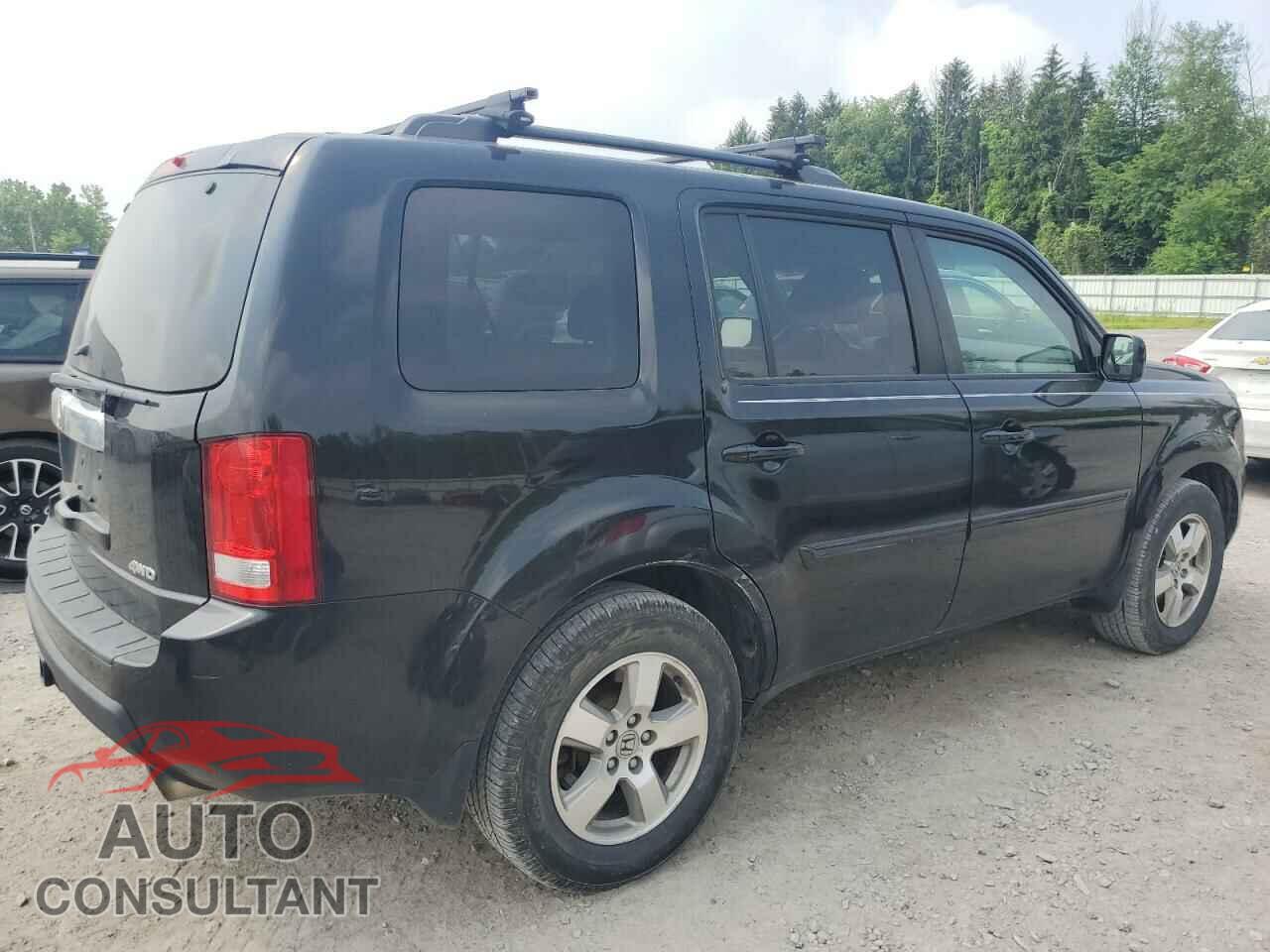 HONDA PILOT 2011 - 5FNYF4H42BB051276