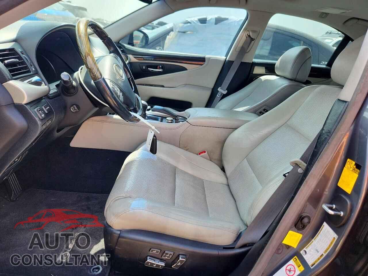 LEXUS LS460 2013 - JTHBL5EF8D5122042