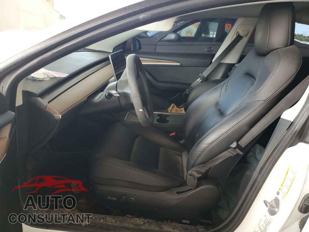 TESLA MODEL 3 2021 - 5YJ3E1EA5MF048137