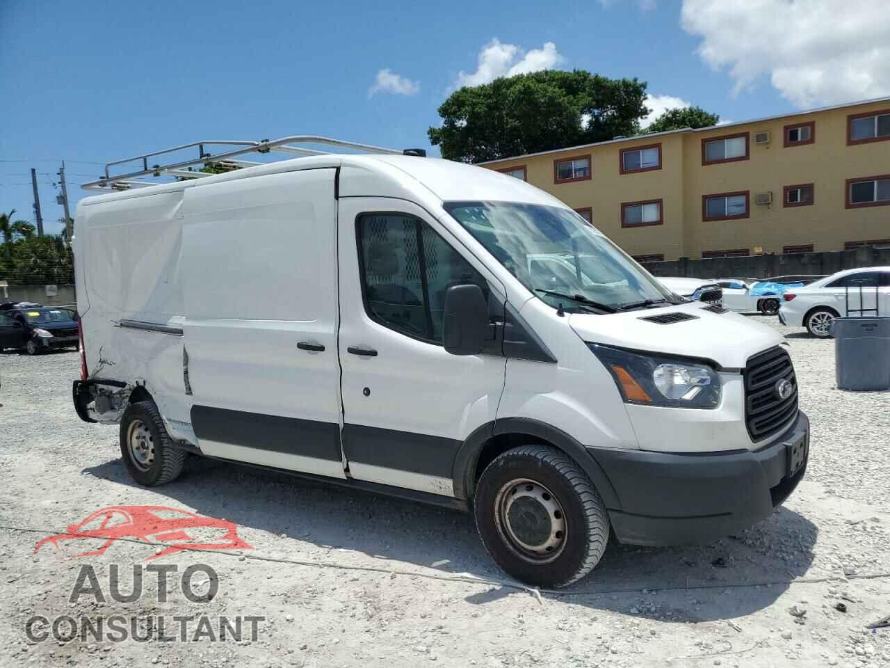 FORD TRANSIT 2019 - 1FTYR2CM0KKA66221