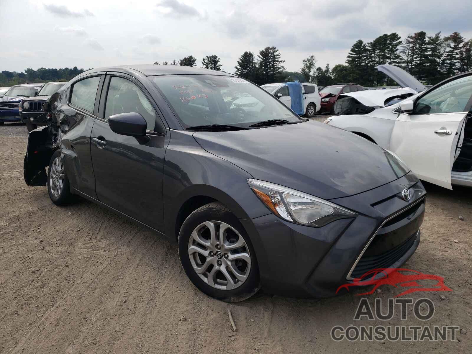 TOYOTA YARIS 2018 - 3MYDLBYV4JY318040