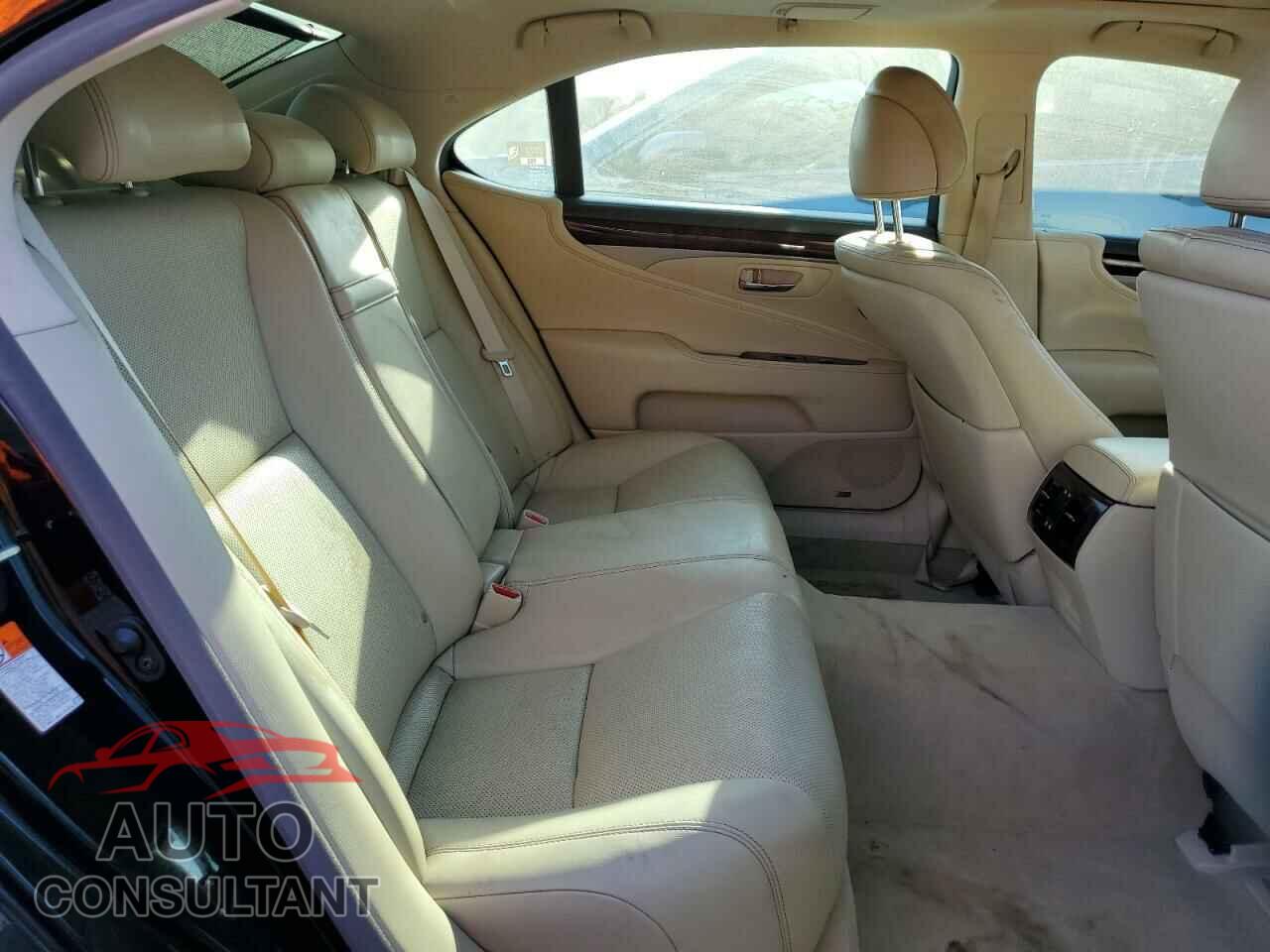 LEXUS LS460 2017 - JTHGL5EF2H5057961