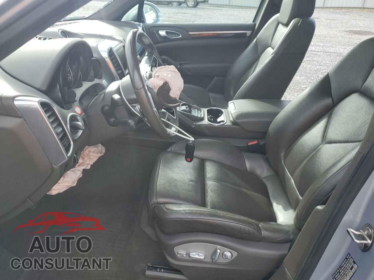 PORSCHE CAYENNE 2015 - WP1AF2A2XFLA43278