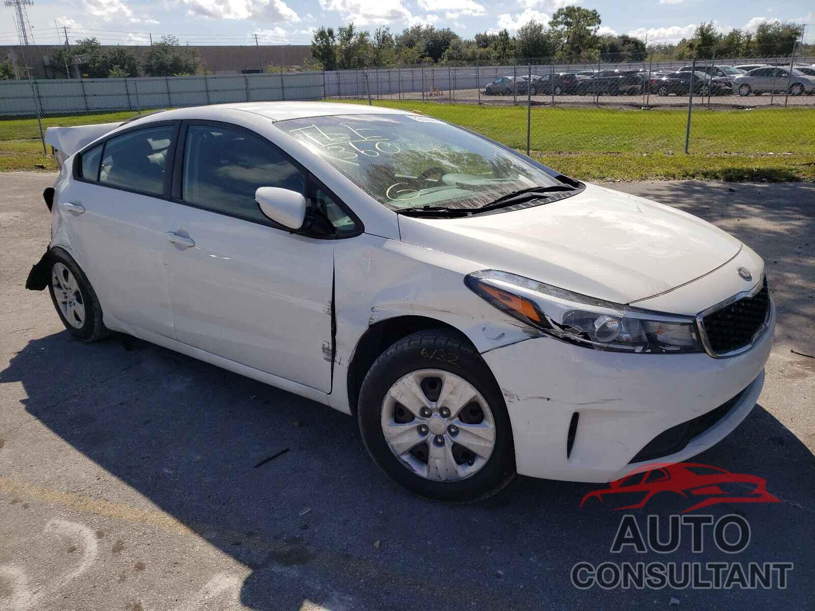 KIA FORTE 2018 - 3KPFK4A76JE228777