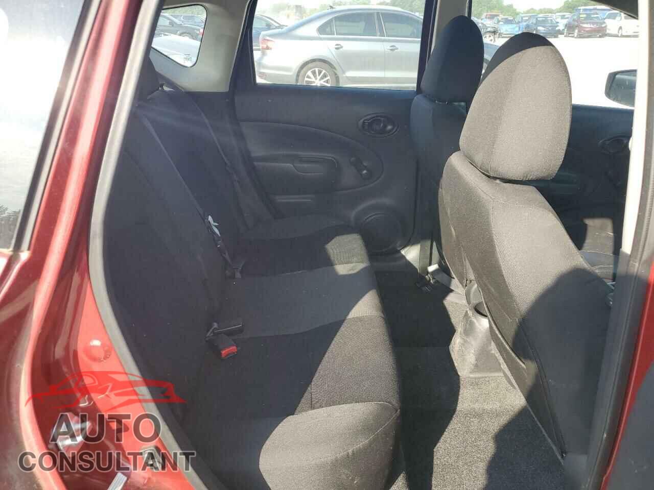 NISSAN VERSA 2017 - 3N1CE2CP3HL371707