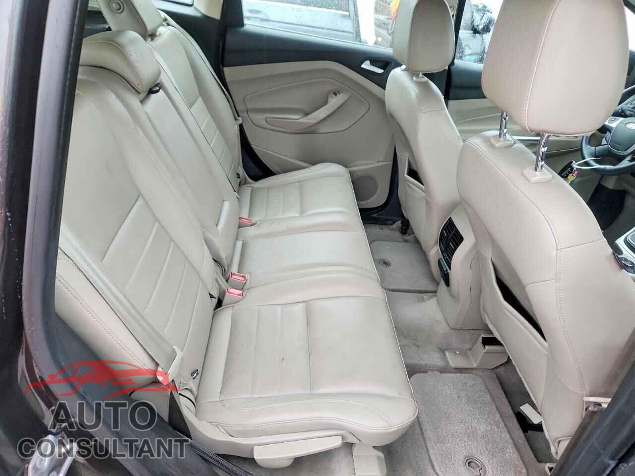 FORD CMAX 2015 - 1FADP5BU1FL120929