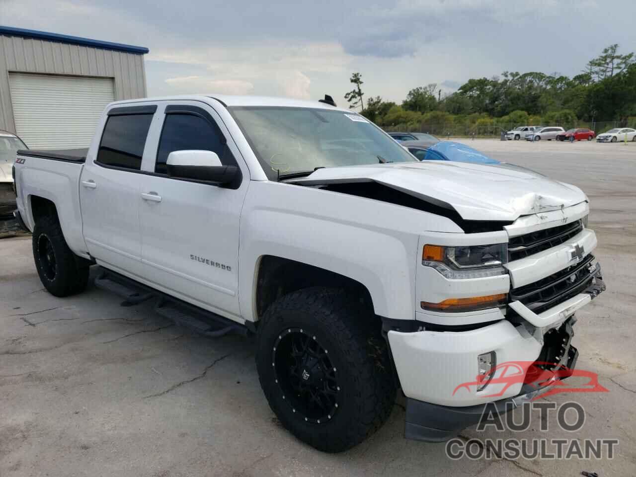 CHEVROLET SILVERADO 2018 - 3GCUKREC0JG608763