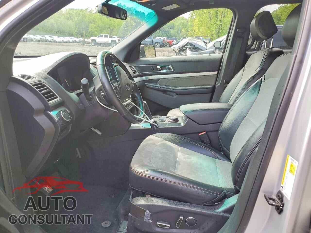 FORD EXPLORER 2017 - 1FM5K8D87HGA83620
