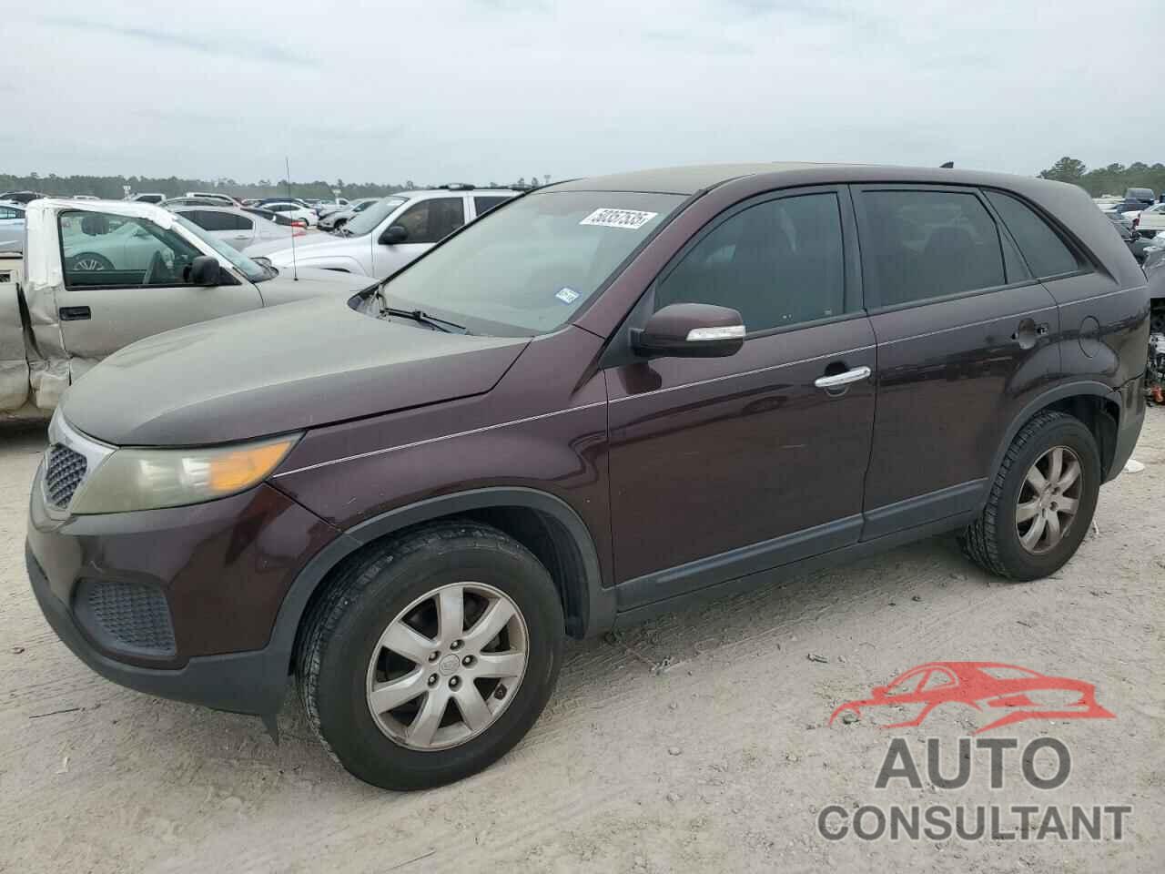 KIA SORENTO 2011 - 5XYKT3A17BG172743