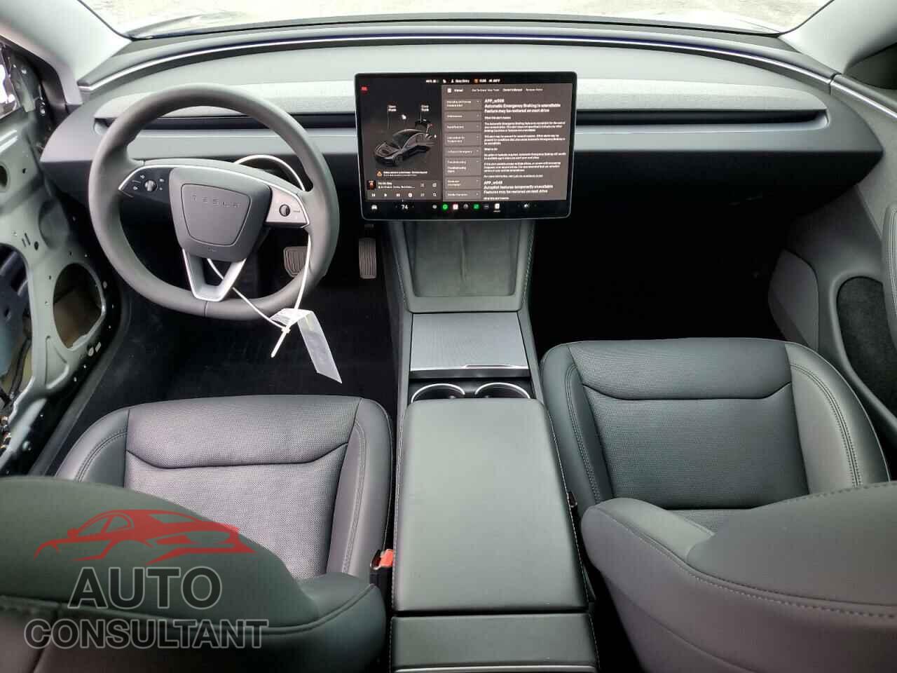 TESLA MODEL 3 2024 - 5YJ3E1EA9RF845773