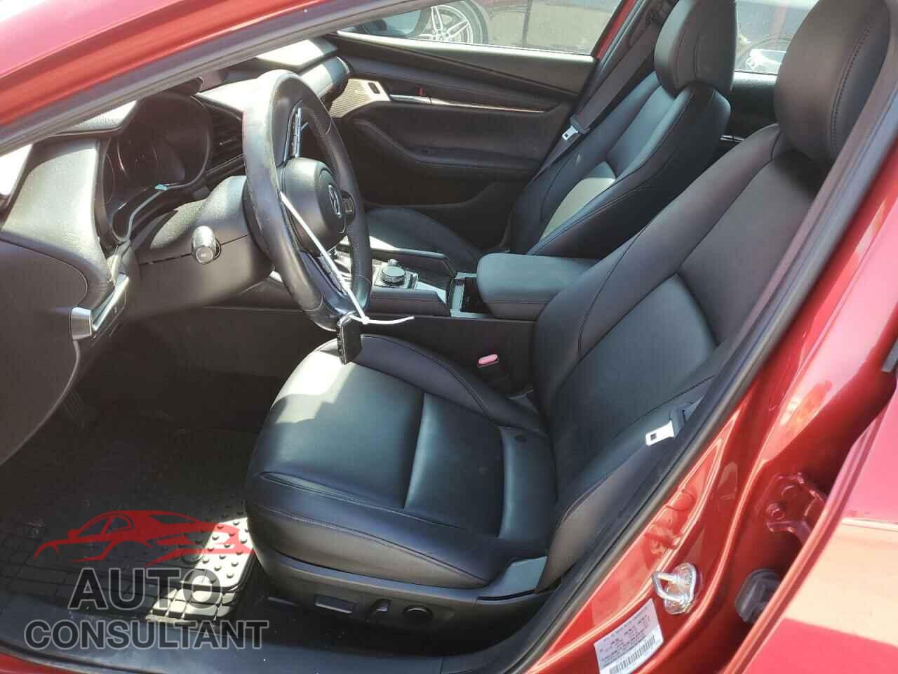 MAZDA 3 2019 - JM1BPACL2K1108116