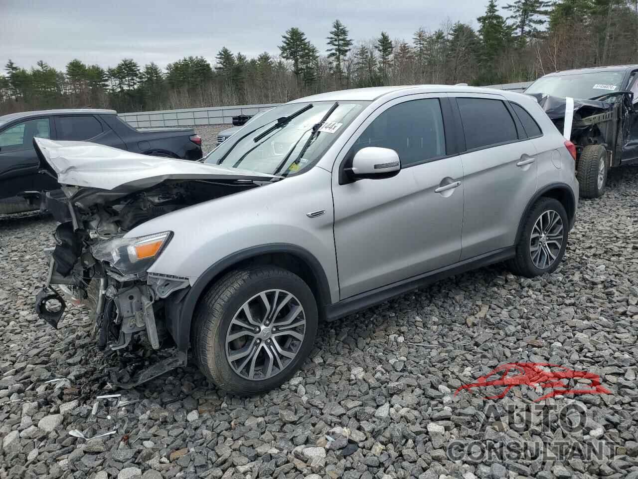 MITSUBISHI OUTLANDER 2019 - JA4AR3AU1KU004495