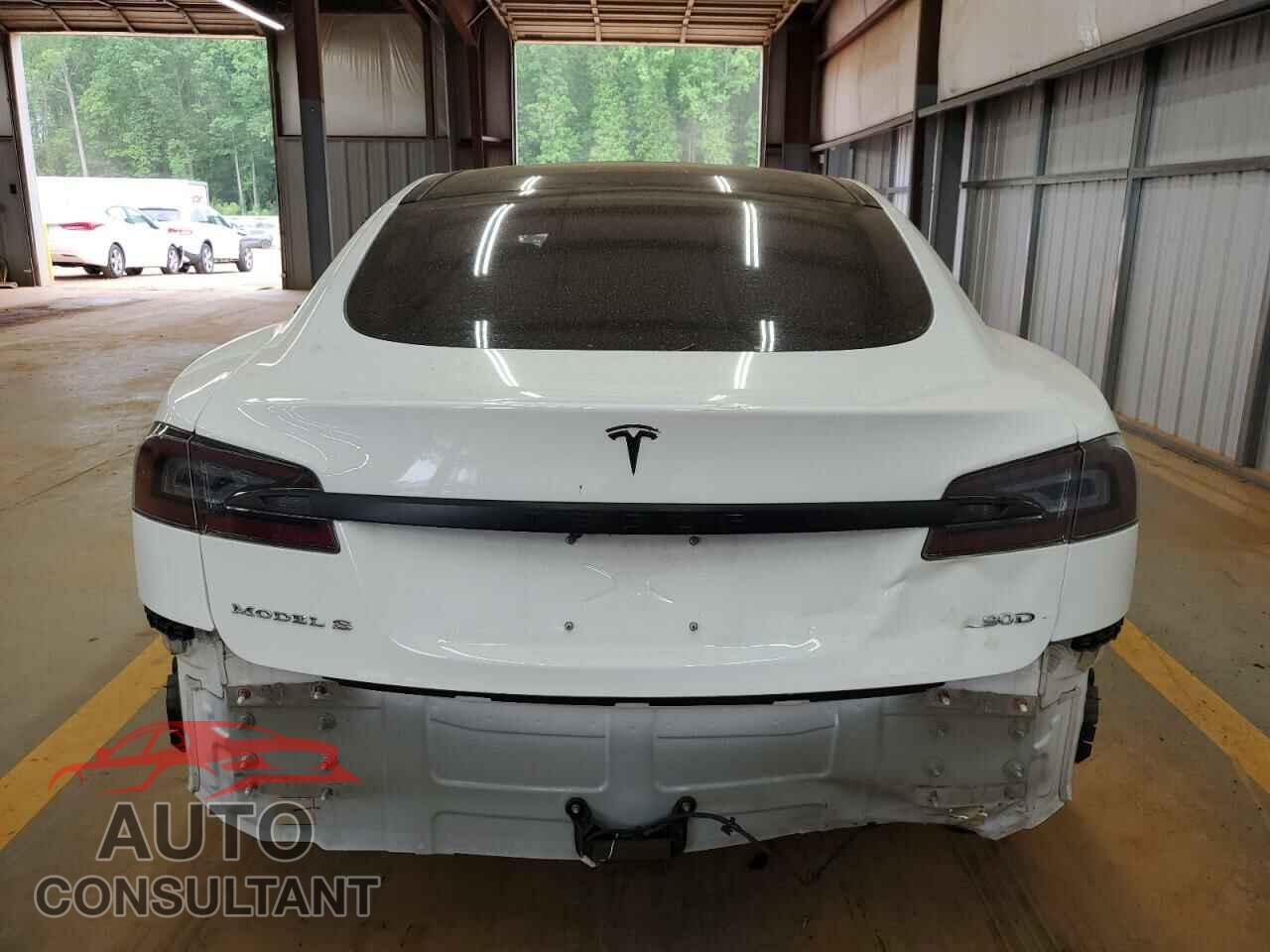 TESLA MODEL S 2016 - 5YJSA1E26GF152592