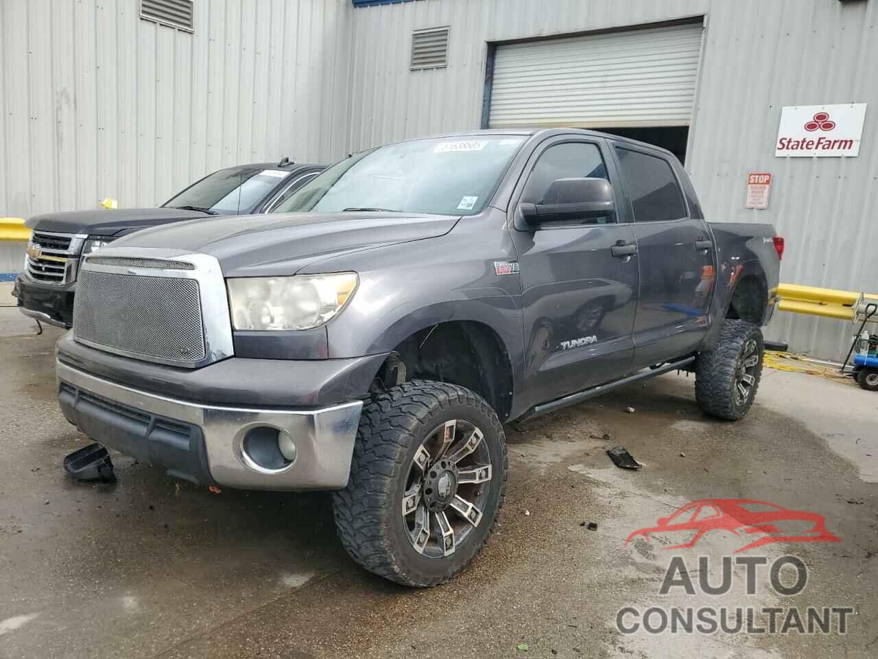 TOYOTA TUNDRA 2013 - 5TFDW5F13DX297551