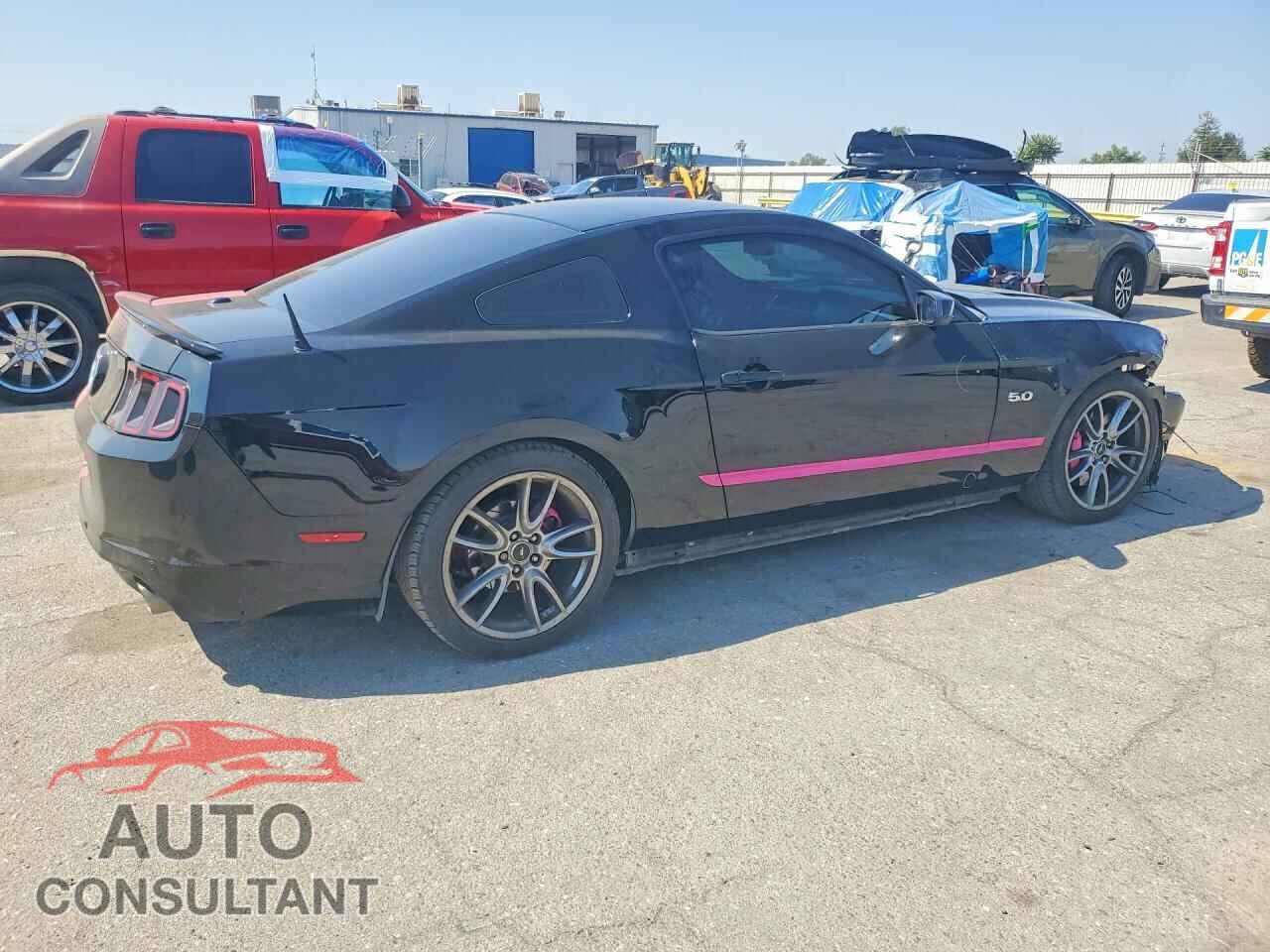 FORD MUSTANG 2013 - 1ZVBP8CF1D5267396