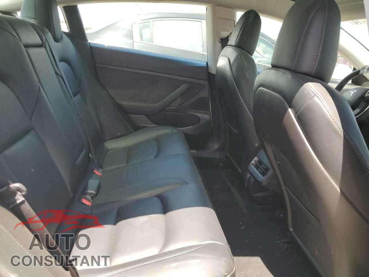 TESLA MODEL 3 2020 - 5YJ3E1EA3LF745921