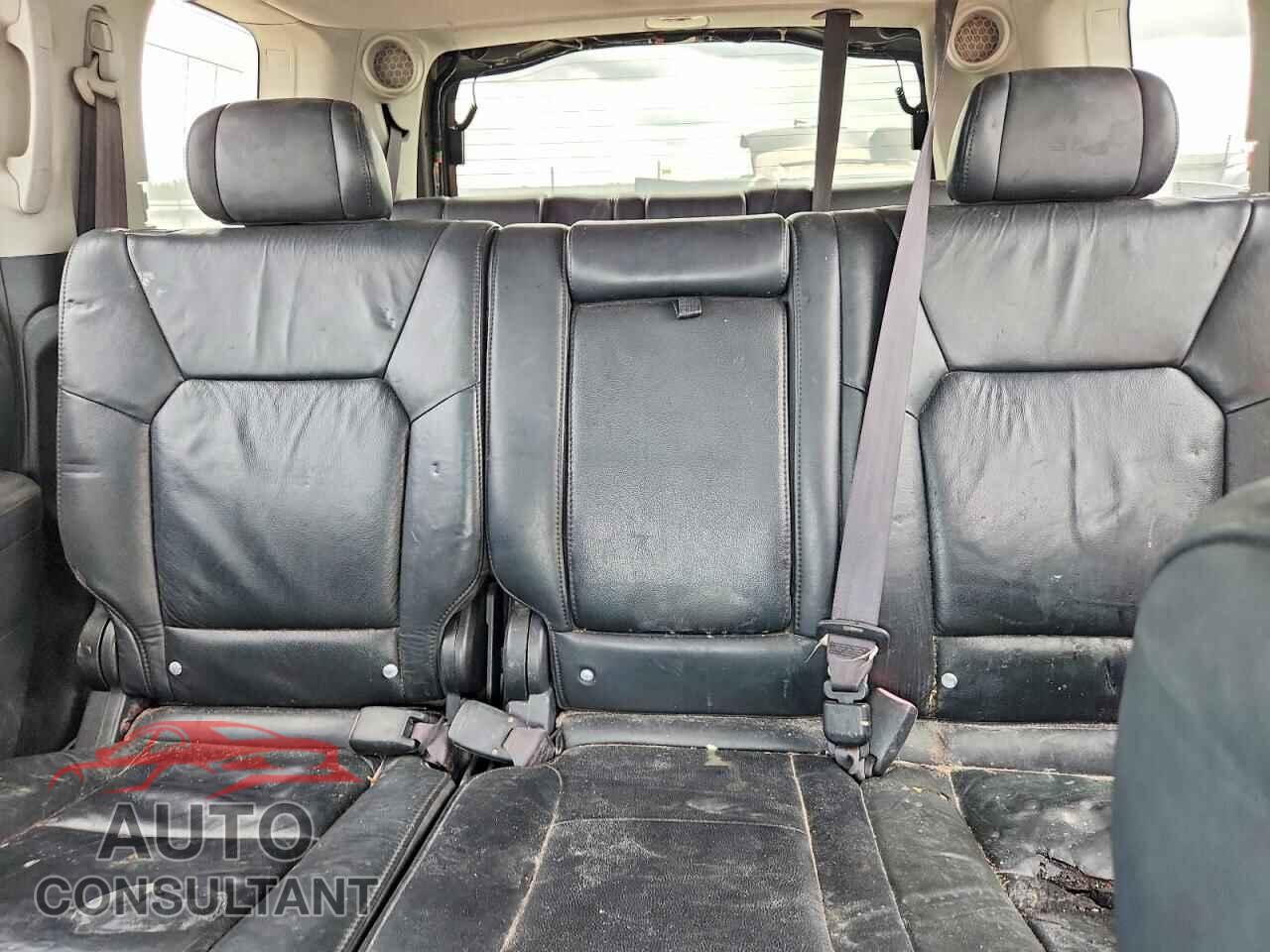 HONDA PILOT 2011 - 5FNYF4H92BB001070