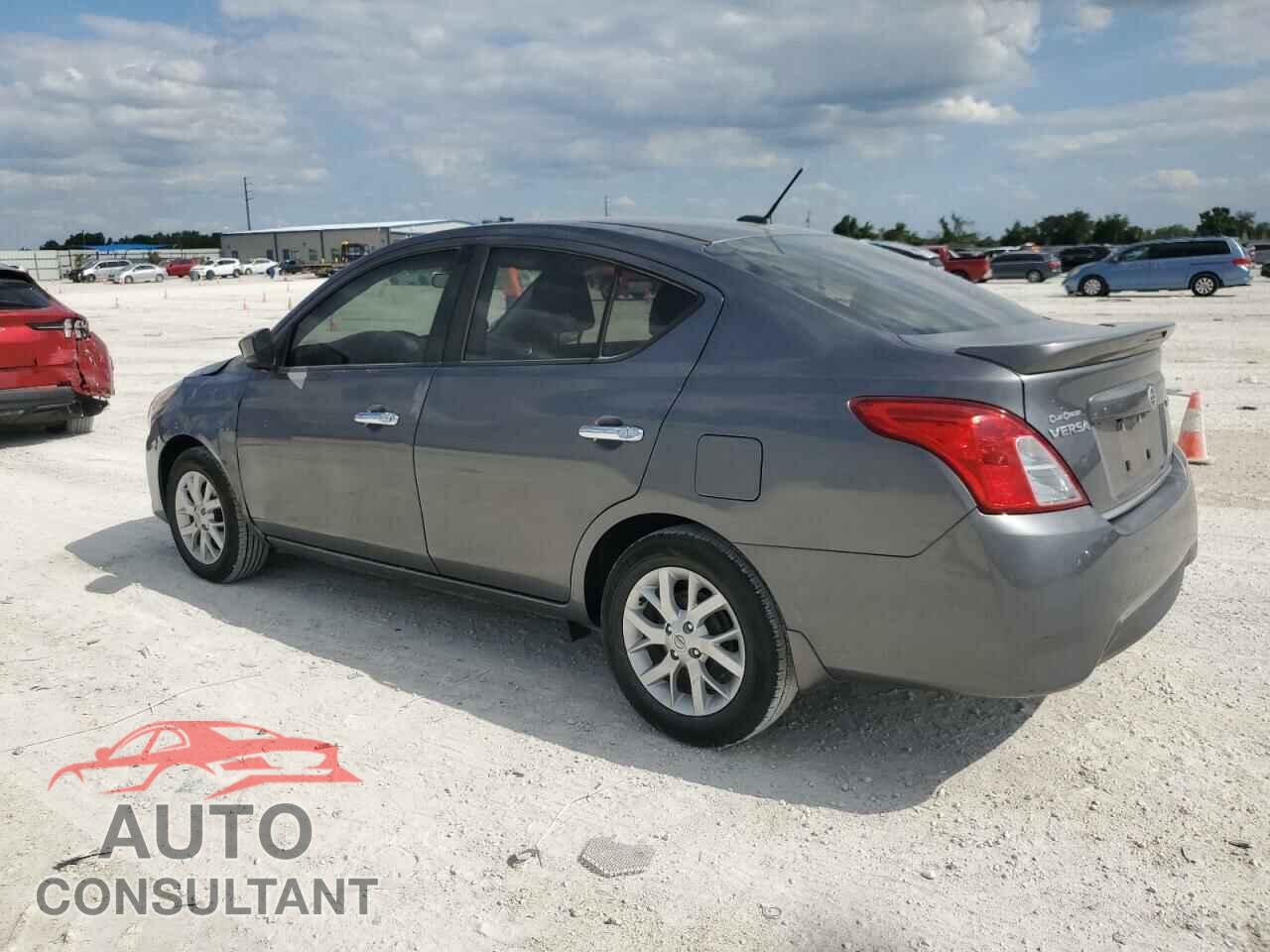 NISSAN VERSA 2017 - 3N1CN7AP3HL858499