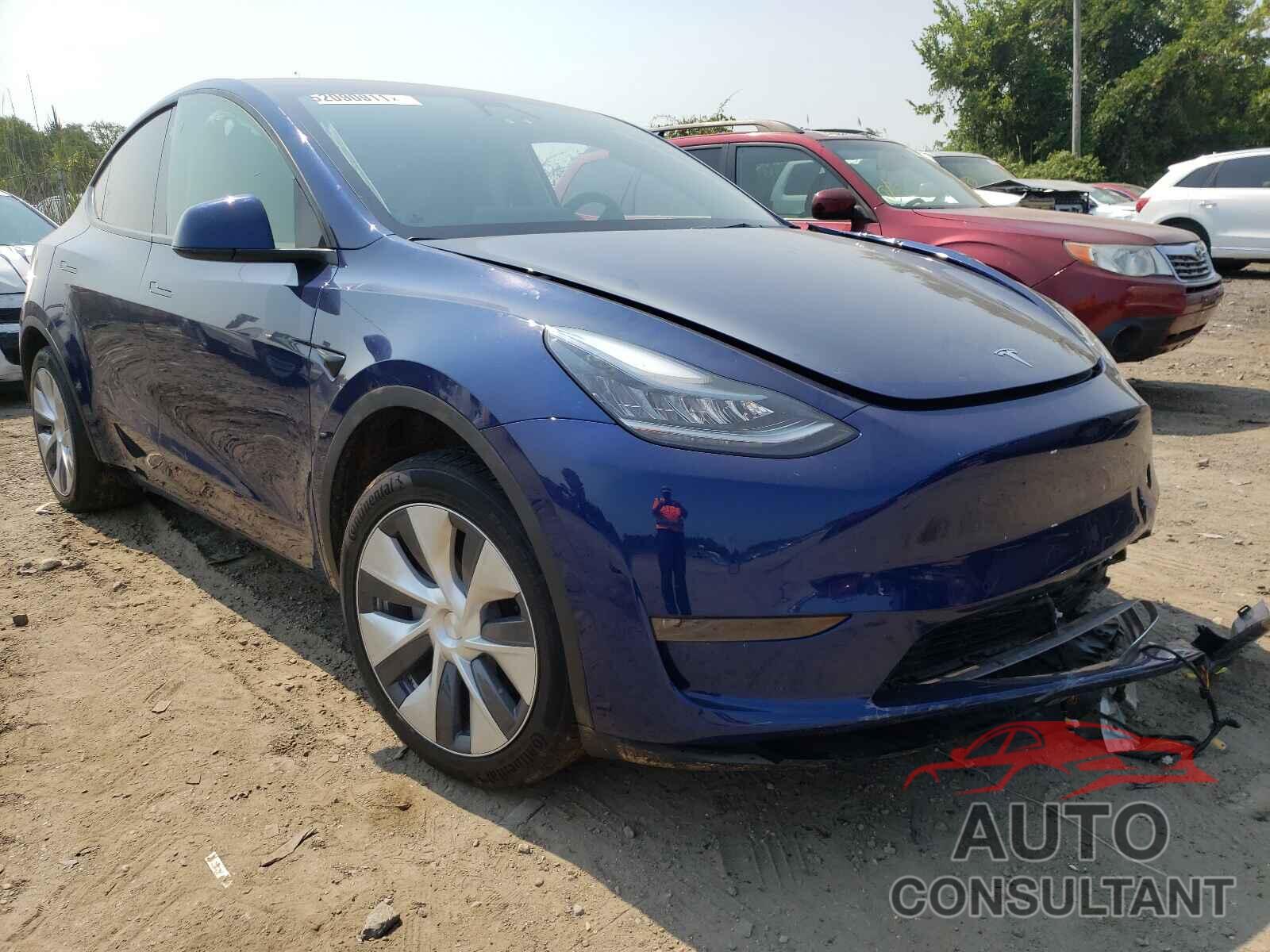 TESLA MODEL Y 2021 - 5YJYGDEE0MF086458