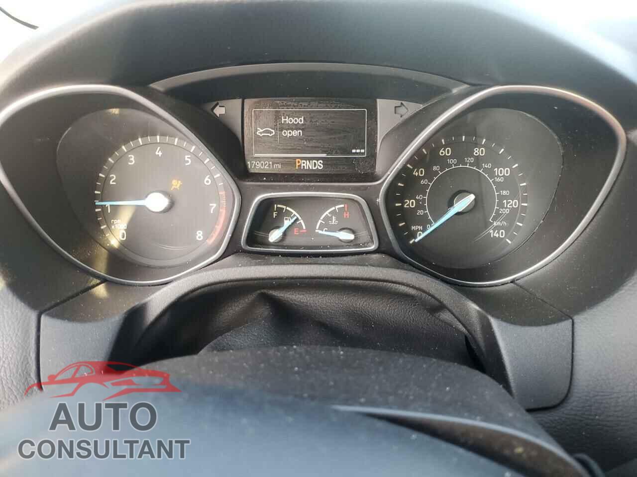 FORD FOCUS 2015 - 1FADP3F22FL270965