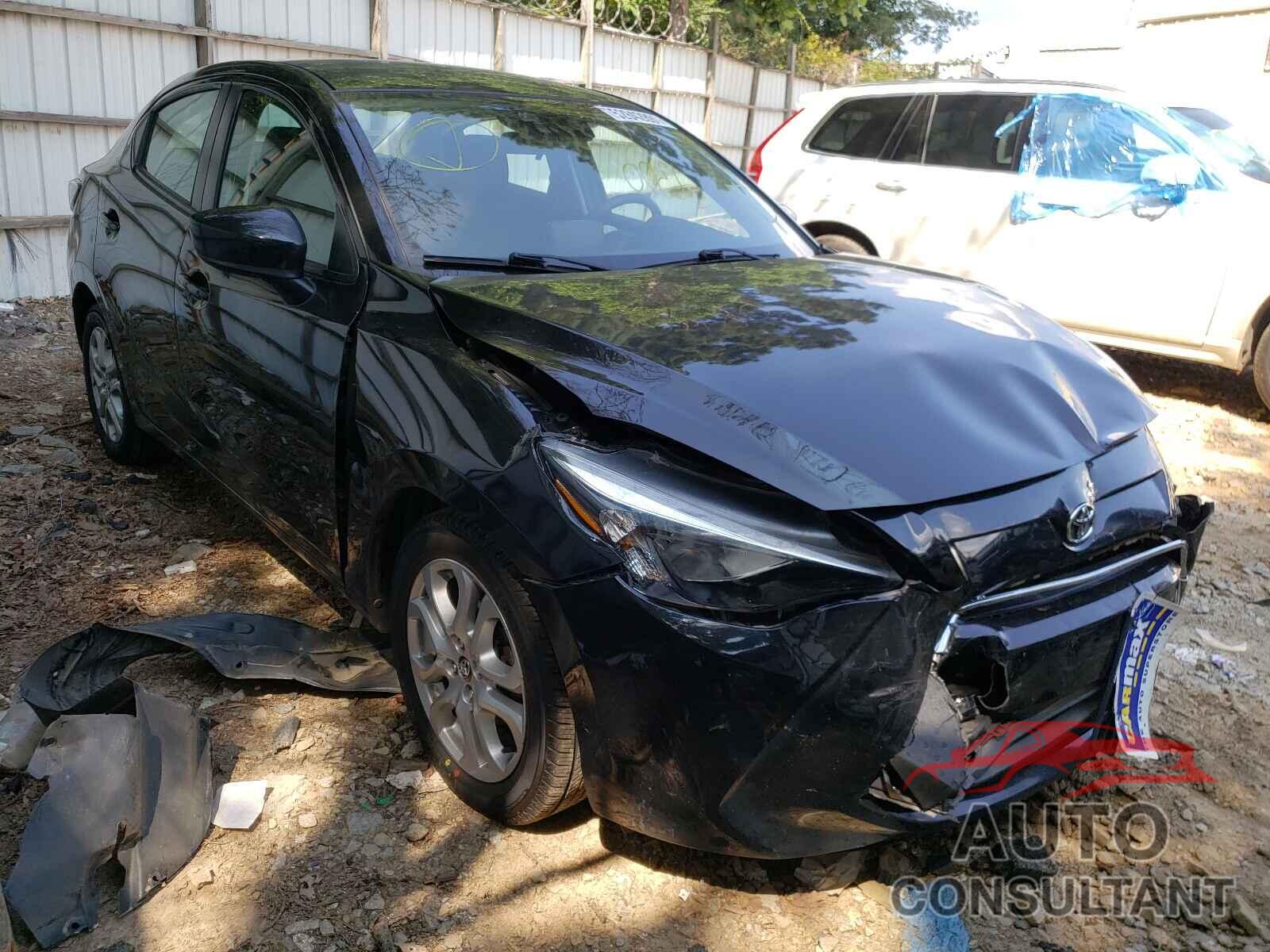TOYOTA YARIS 2017 - 3MYDLBYV9HY162703