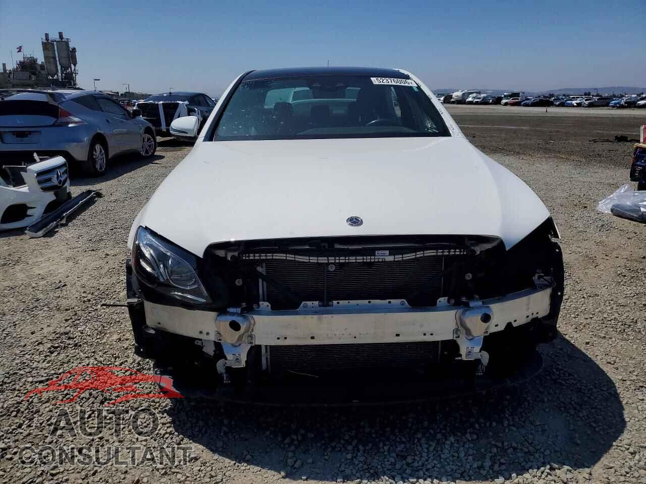 MERCEDES-BENZ E-CLASS 2020 - WDDZF8DB2LA716175
