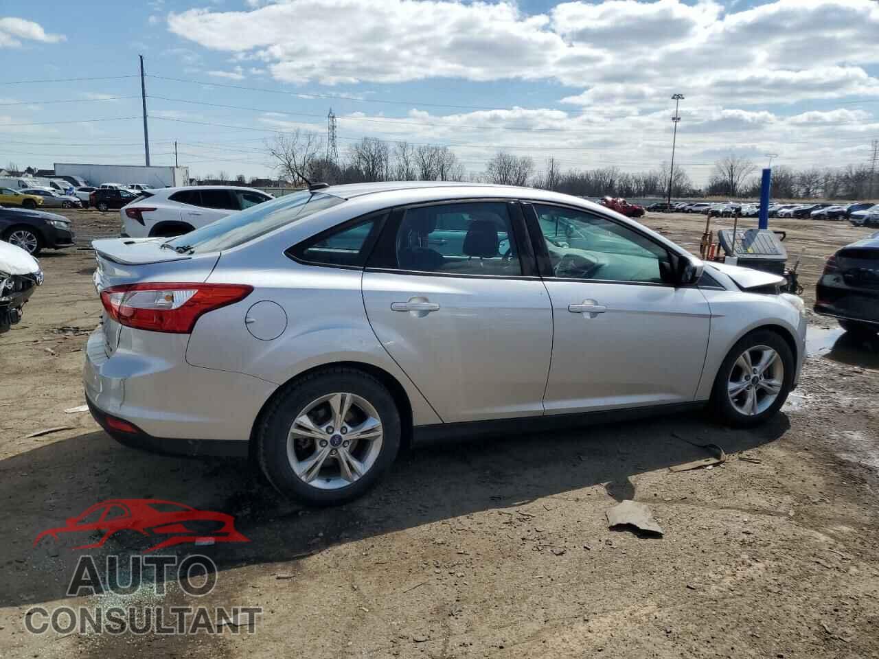 FORD FOCUS 2012 - 1FAHP3F22CL366138