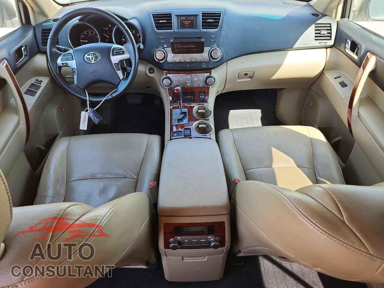 TOYOTA HIGHLANDER 2012 - 5TDDK3EH2CS119178