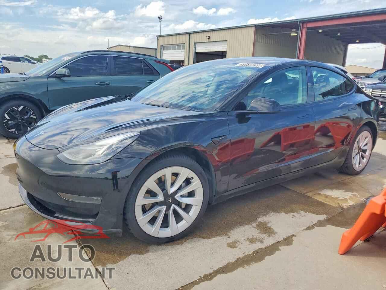 TESLA MODEL 3 2022 - 5YJ3E1EA2NF372096