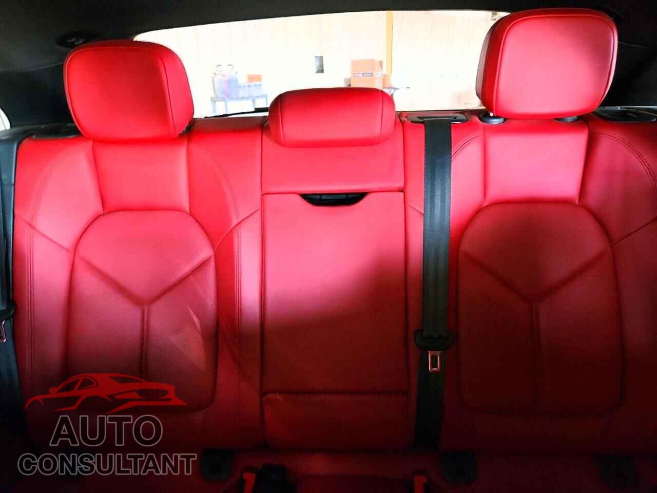 PORSCHE MACAN 2015 - WP1AB2A58FLB55602