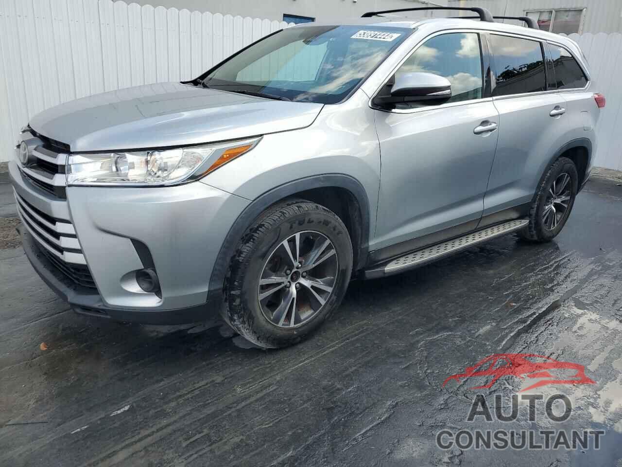 TOYOTA HIGHLANDER 2019 - 5TDZARFH6KS056871