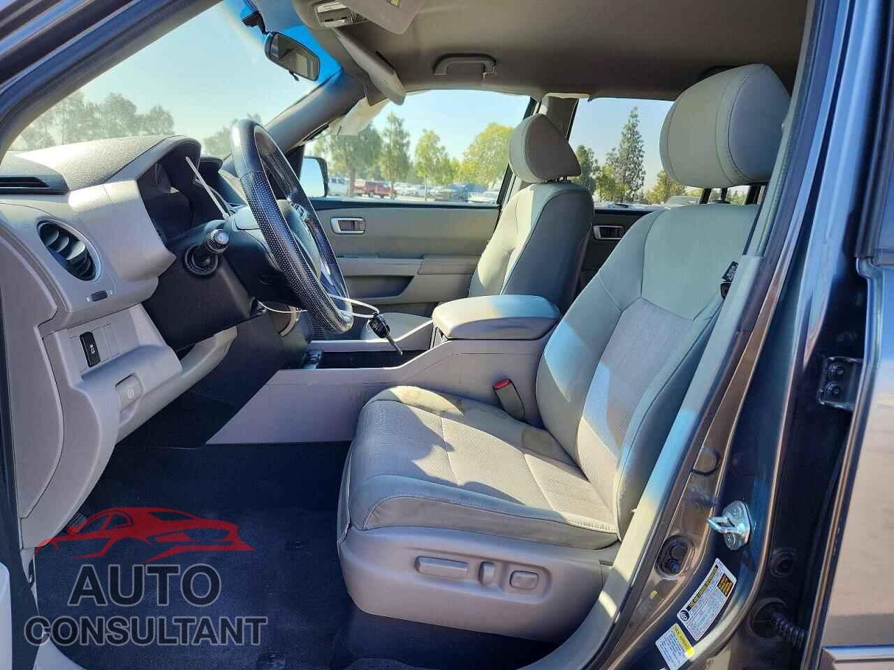 HONDA PILOT 2012 - 5FNYF3H48CB043050