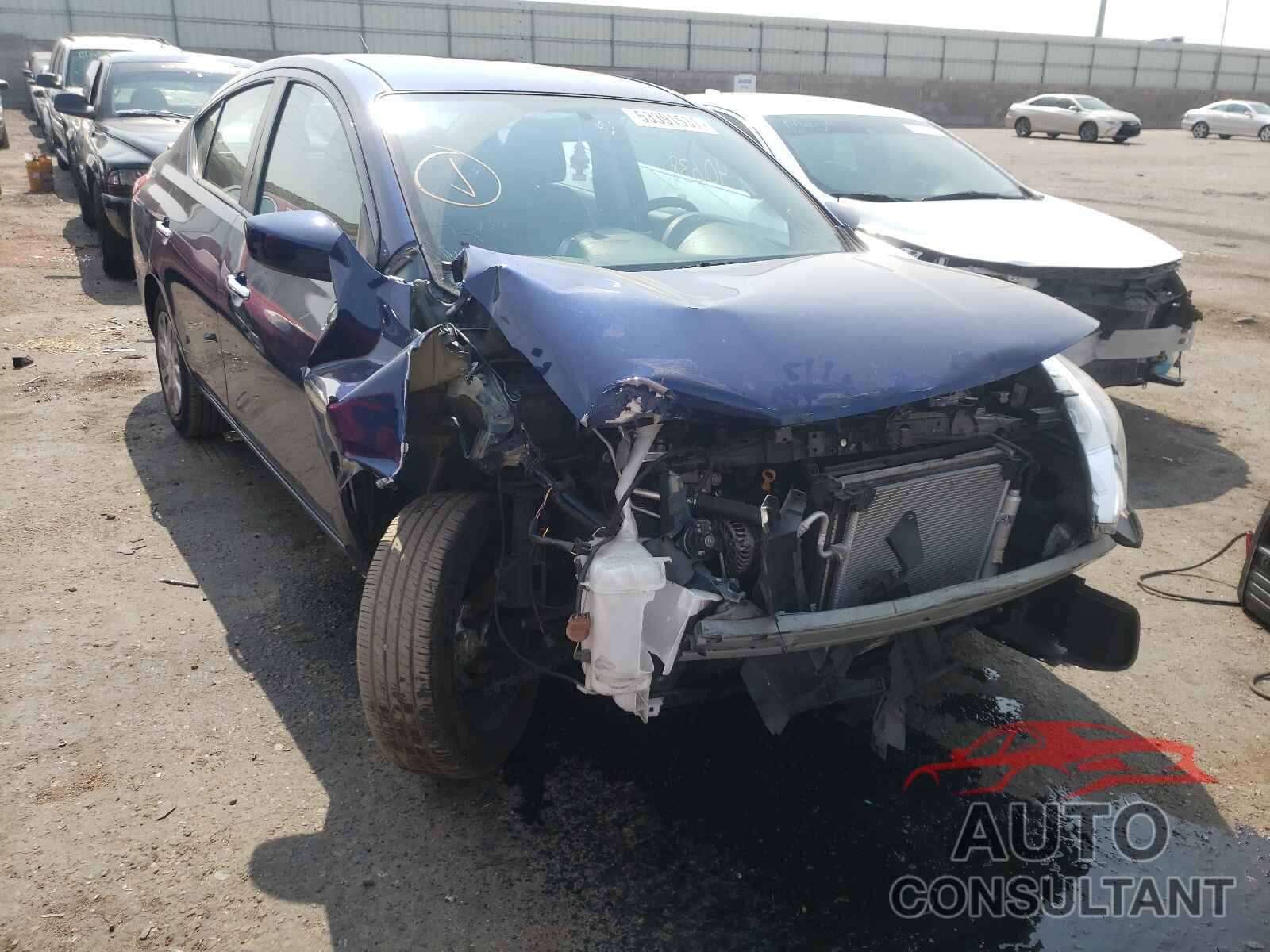 NISSAN VERSA 2019 - 3N1CN7AP8KL843696