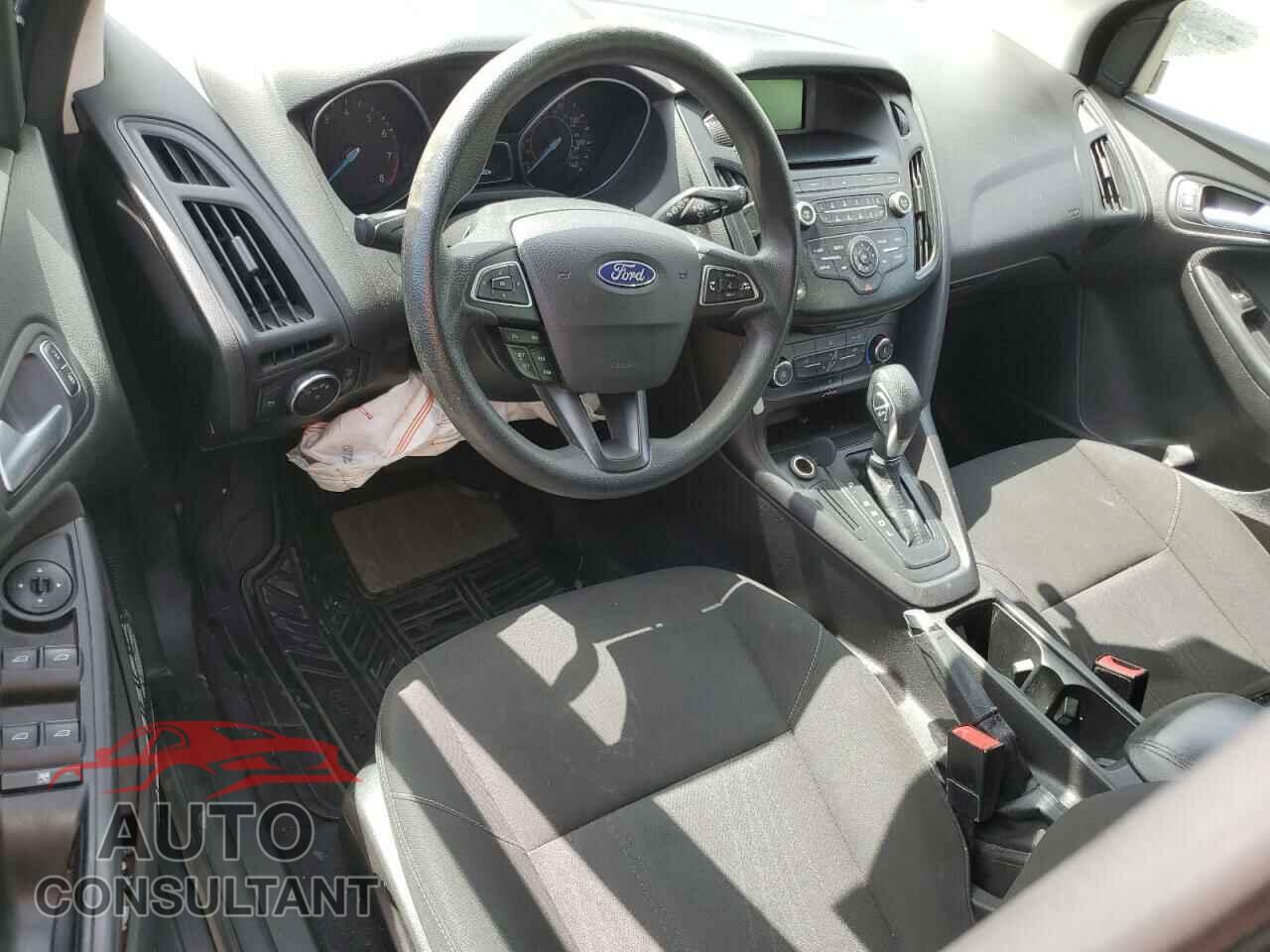 FORD FOCUS 2017 - 1FADP3K25HL232199