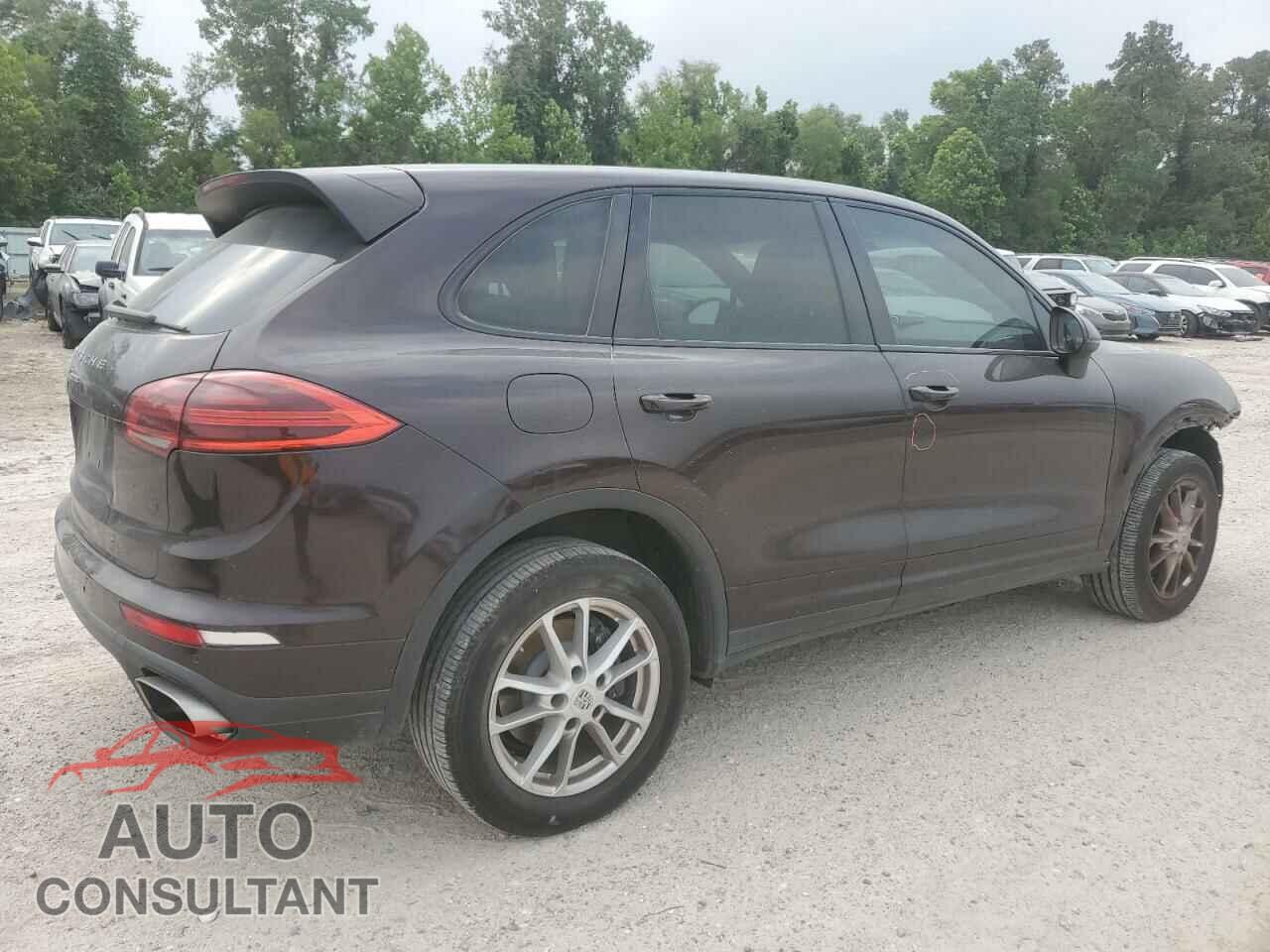 PORSCHE CAYENNE 2016 - WP1AA2A25GKA08511