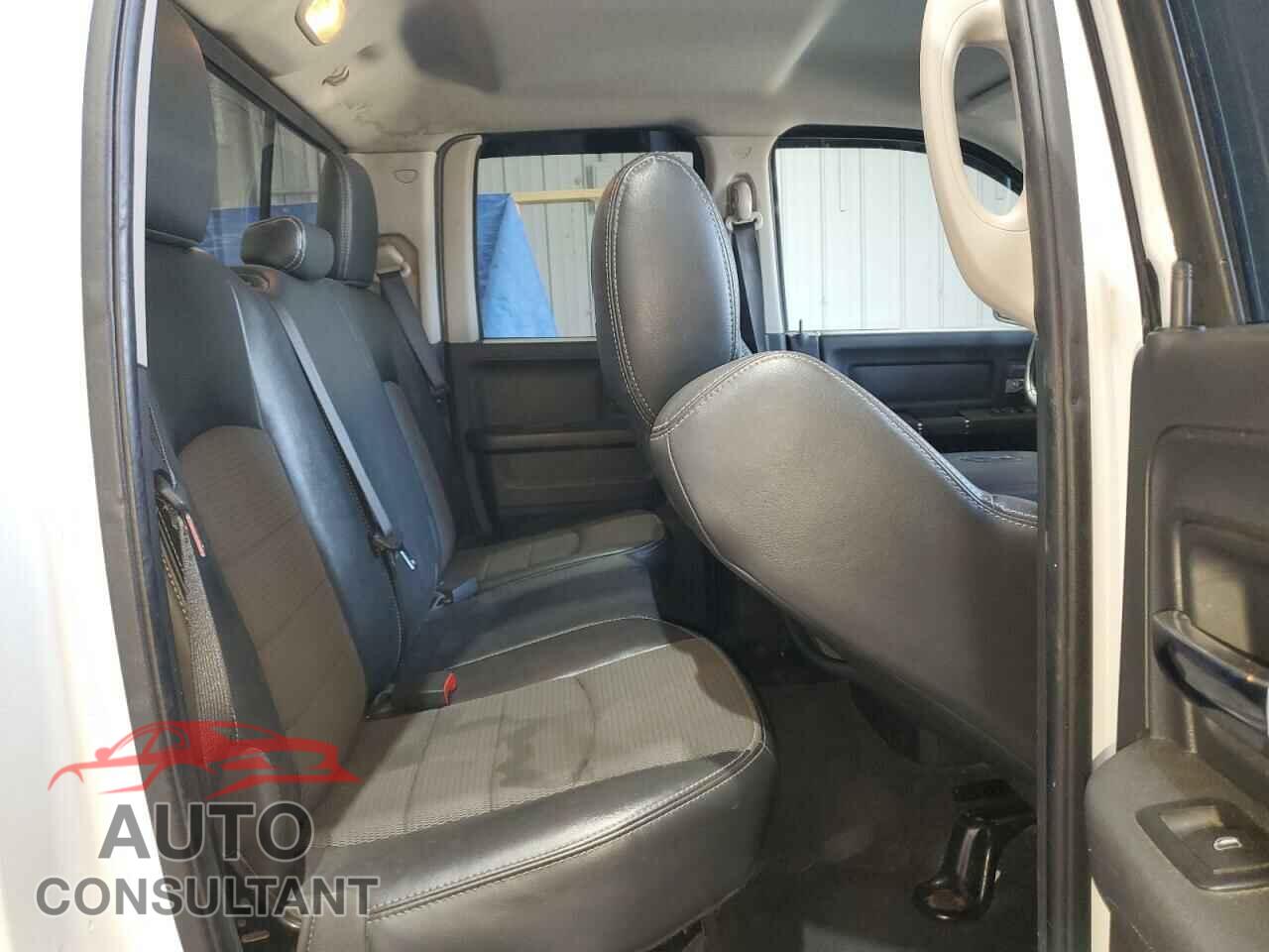 DODGE RAM 1500 2012 - 1C6RD7HT1CS198249