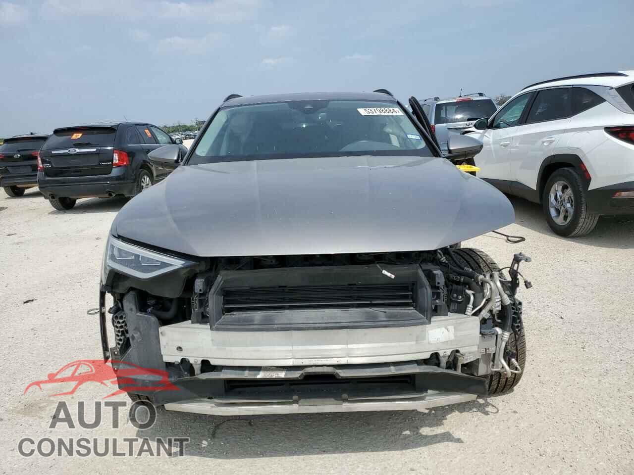 AUDI E-TRON 2021 - WA1AAAGE8MB010207