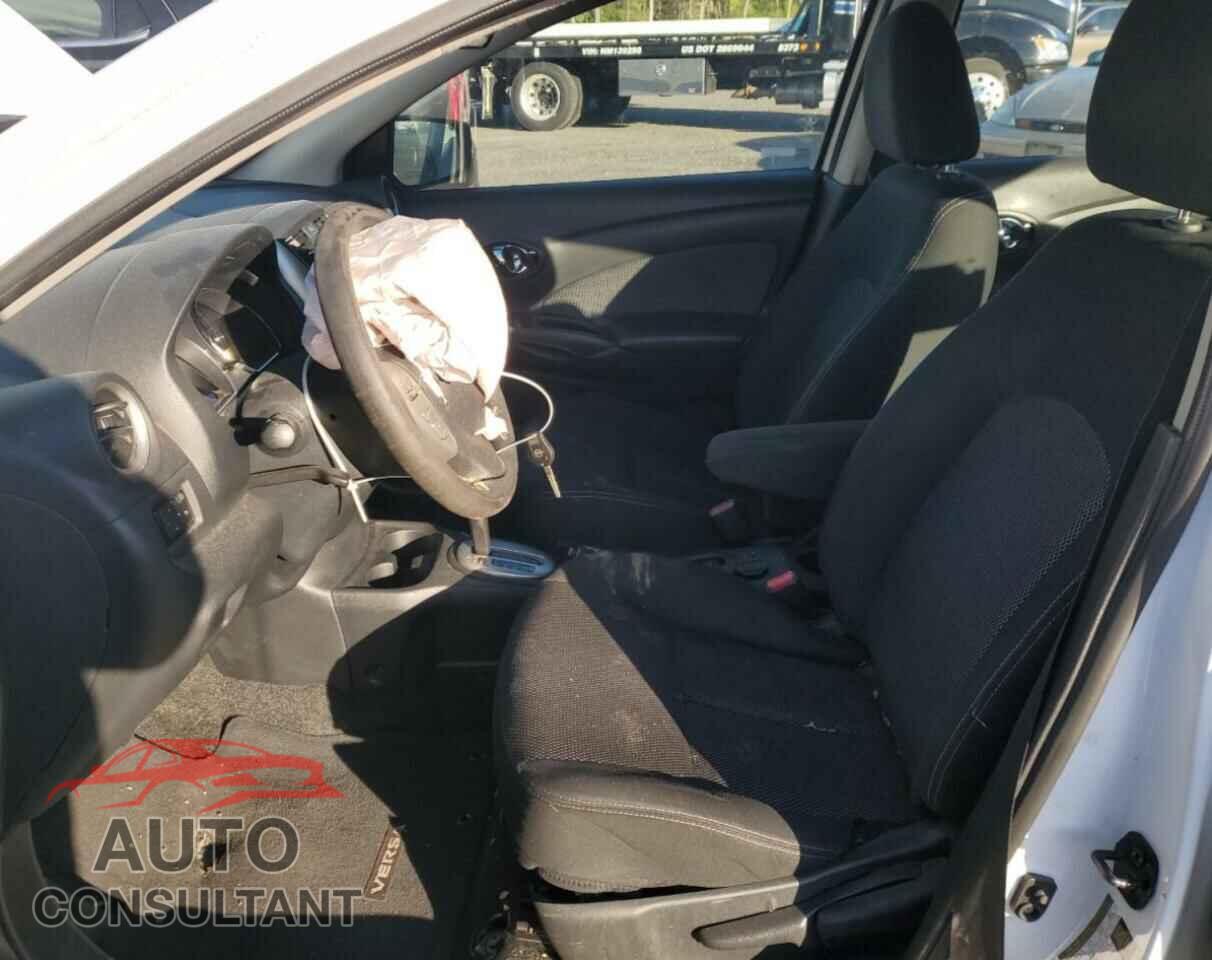NISSAN VERSA 2016 - 3N1CN7AP7GL885381