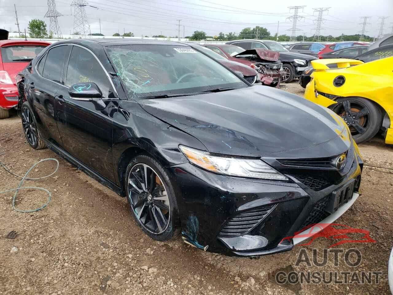 TOYOTA CAMRY 2018 - 4T1B61HK5JU014534