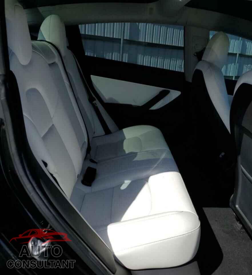 TESLA MODEL 3 2019 - 5YJ3E1EA2KF312024