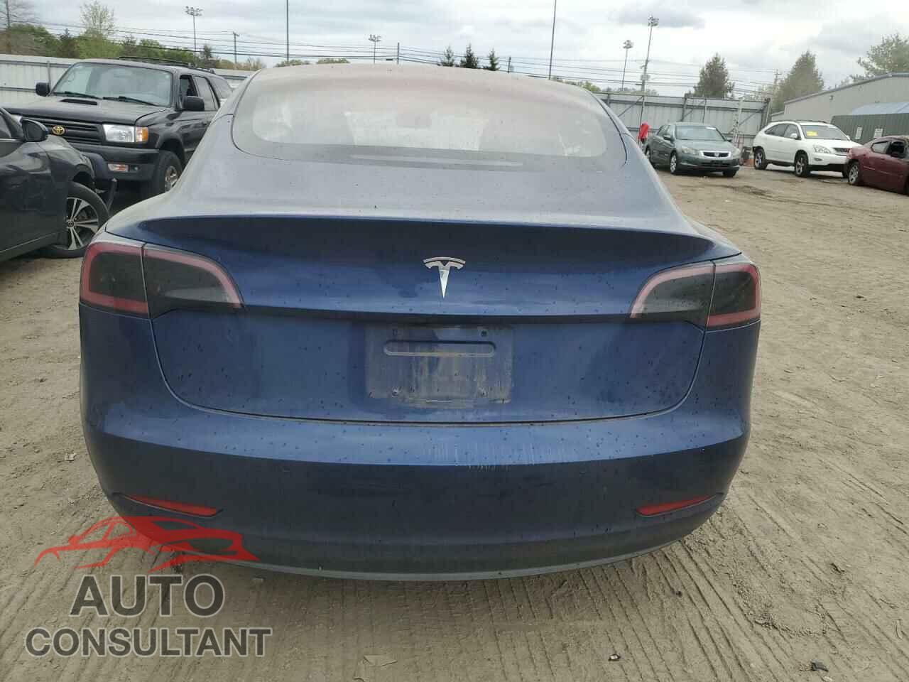 TESLA MODEL 3 2018 - 5YJ3E1EA9JF013144